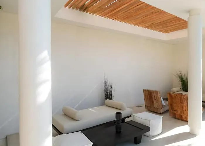 Nooraya Luxury 2br Pool In Umalas